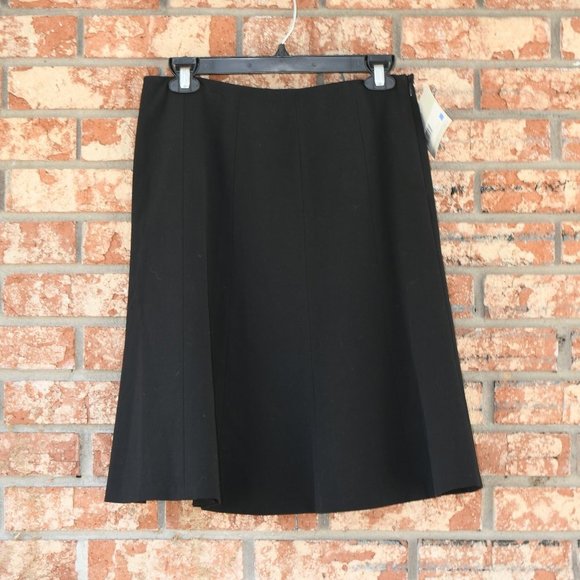LIZ Claiborne Black Skirt - Picture 2 of 6